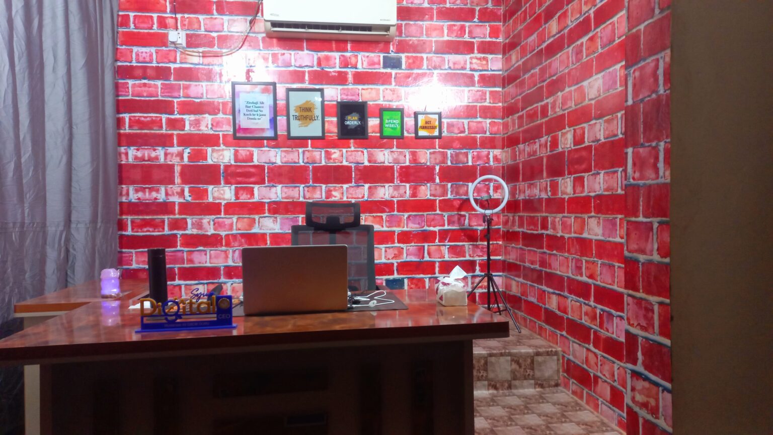 Gallery image 1